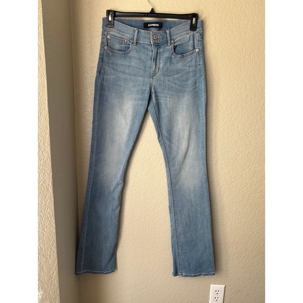 Express Women's Light Wash Barely Bootcut Jeans 8L